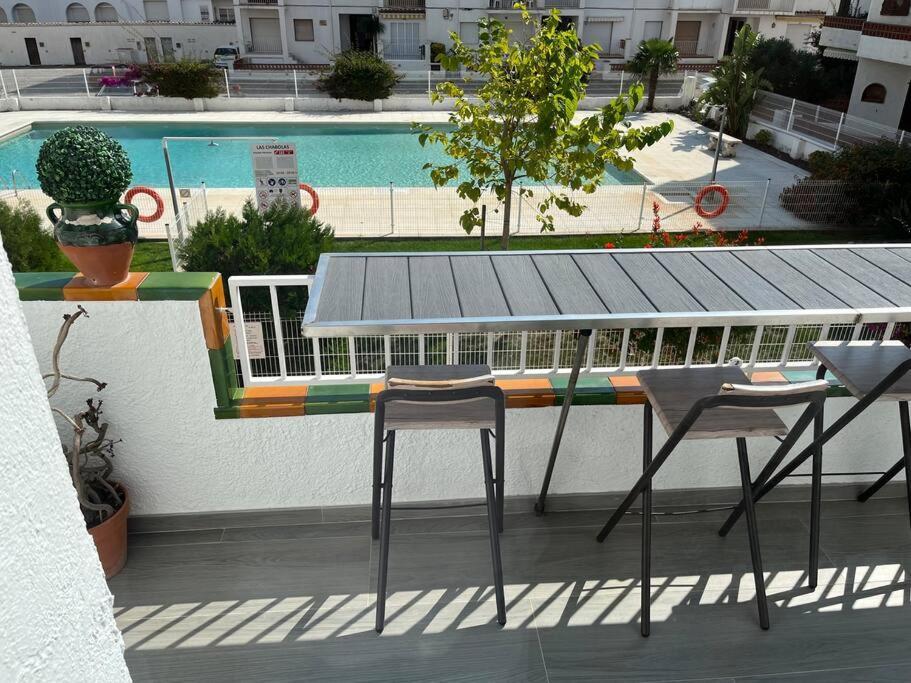 Le Canola Empuriabrava Port - 45M2 - Vue Piscine - Plage Centrale 500M- Parking Prive Gratuit Екстериор снимка